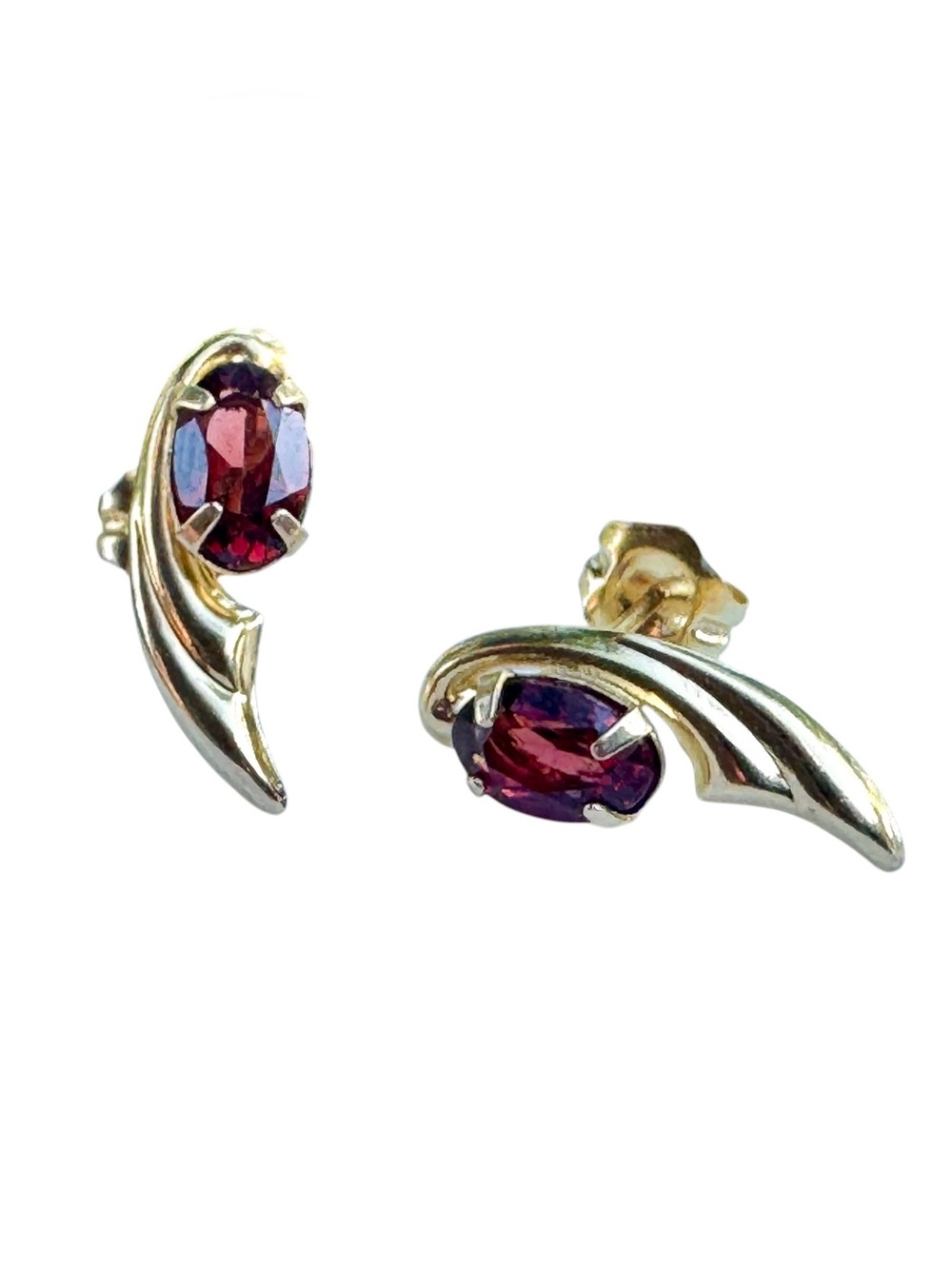 Vintage T. Sardelli & Sons Solid 14K 585 Yellow Gold Genuine Garnet Earrings